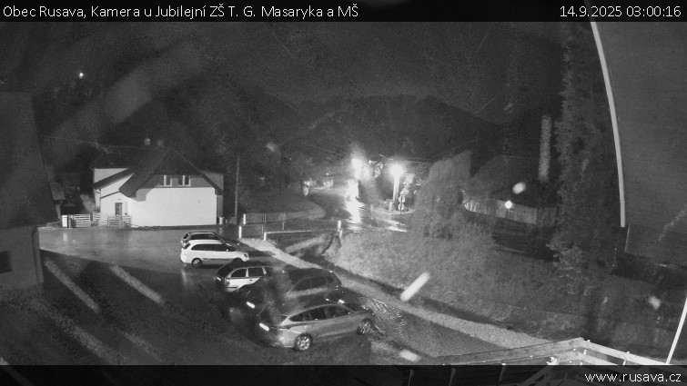 Obec Rusava - Kamera u Jubilejní ZŠ T. G. Masaryka a MŠ - 14.9.2025 v 03:00