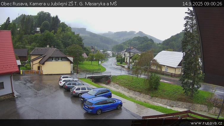 Obec Rusava - Kamera u Jubilejní ZŠ T. G. Masaryka a MŠ - 14.9.2025 v 09:00 Obec Rusava - Kamera u Jubilejní ZŠ T. G. Masaryka a MŠ - 14.9.2025 v 09:00