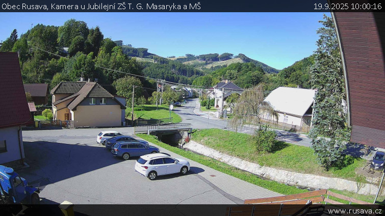 Obec Rusava - Kamera u Jubilejní ZŠ T. G. Masaryka a MŠ - 19.9.2025 v 10:00