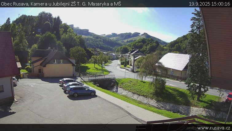 Obec Rusava - Kamera u Jubilejní ZŠ T. G. Masaryka a MŠ - 19.9.2025 v 15:00