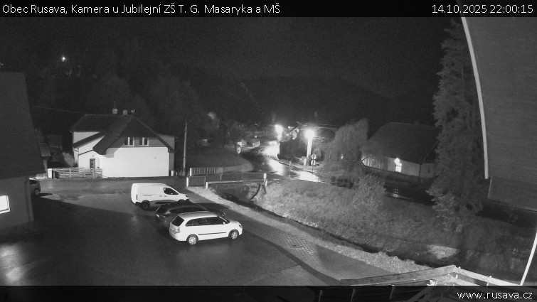 Obec Rusava - Kamera u Jubilejní ZŠ T. G. Masaryka a MŠ - 14.10.2025 v 22:00 Obec Rusava - Kamera u Jubilejní ZŠ T. G. Masaryka a MŠ - 14.10.2025 v 22:00