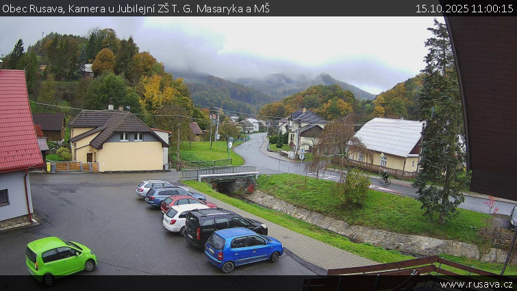 Obec Rusava - Kamera u Jubilejní ZŠ T. G. Masaryka a MŠ - 15.10.2025 v 11:00