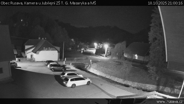 Obec Rusava - Kamera u Jubilejní ZŠ T. G. Masaryka a MŠ - 18.10.2025 v 21:00 Obec Rusava - Kamera u Jubilejní ZŠ T. G. Masaryka a MŠ - 18.10.2025 v 21:00