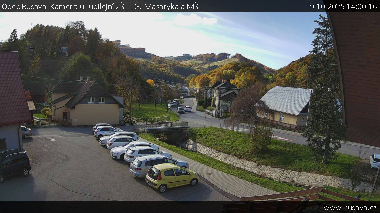 Obec Rusava - Kamera u Jubilejní ZŠ T. G. Masaryka a MŠ - 19.10.2025 v 14:00 Obec Rusava - Kamera u Jubilejní ZŠ T. G. Masaryka a MŠ - 19.10.2025 v 14:00