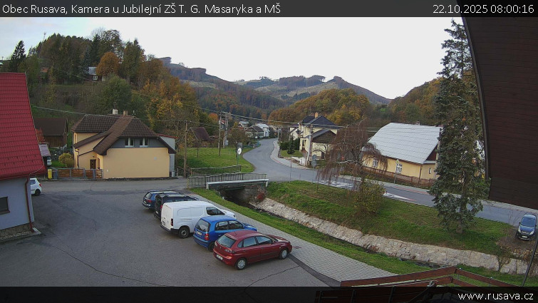 Obec Rusava - Kamera u Jubilejní ZŠ T. G. Masaryka a MŠ - 22.10.2025 v 08:00 Obec Rusava - Kamera u Jubilejní ZŠ T. G. Masaryka a MŠ - 22.10.2025 v 08:00