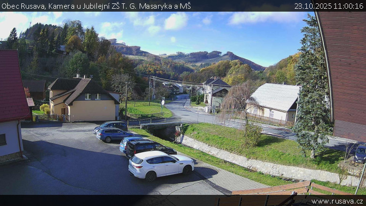 Obec Rusava - Kamera u Jubilejní ZŠ T. G. Masaryka a MŠ - 23.10.2025 v 11:00 Obec Rusava - Kamera u Jubilejní ZŠ T. G. Masaryka a MŠ - 23.10.2025 v 11:00