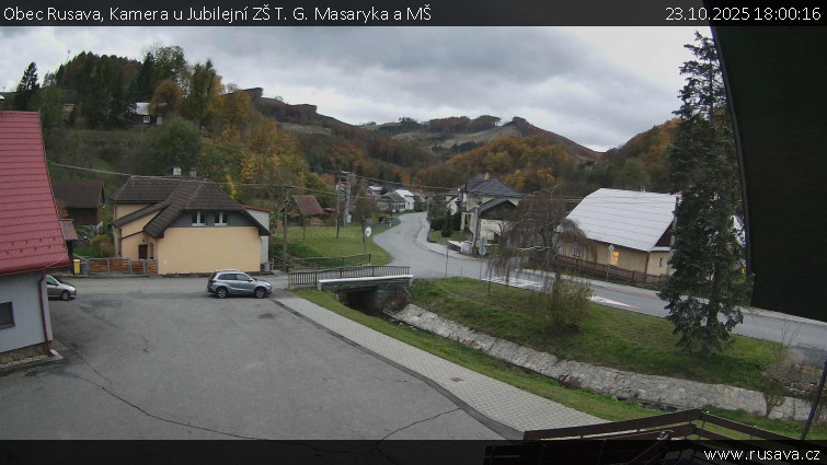 Obec Rusava - Kamera u Jubilejní ZŠ T. G. Masaryka a MŠ - 23.10.2025 v 18:00 Obec Rusava - Kamera u Jubilejní ZŠ T. G. Masaryka a MŠ - 23.10.2025 v 18:00