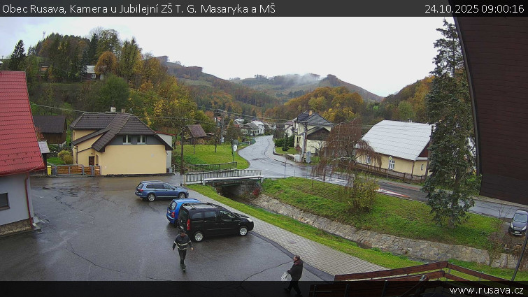 Obec Rusava - Kamera u Jubilejní ZŠ T. G. Masaryka a MŠ - 24.10.2025 v 09:00 Obec Rusava - Kamera u Jubilejní ZŠ T. G. Masaryka a MŠ - 24.10.2025 v 09:00