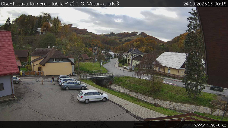 Obec Rusava - Kamera u Jubilejní ZŠ T. G. Masaryka a MŠ - 24.10.2025 v 16:00 Obec Rusava - Kamera u Jubilejní ZŠ T. G. Masaryka a MŠ - 24.10.2025 v 16:00