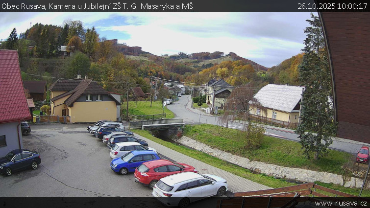 Obec Rusava - Kamera u Jubilejní ZŠ T. G. Masaryka a MŠ - 26.10.2025 v 10:00 Obec Rusava - Kamera u Jubilejní ZŠ T. G. Masaryka a MŠ - 26.10.2025 v 10:00