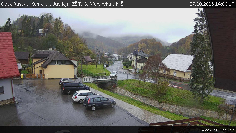 Obec Rusava - Kamera u Jubilejní ZŠ T. G. Masaryka a MŠ - 27.10.2025 v 14:00 Obec Rusava - Kamera u Jubilejní ZŠ T. G. Masaryka a MŠ - 27.10.2025 v 14:00