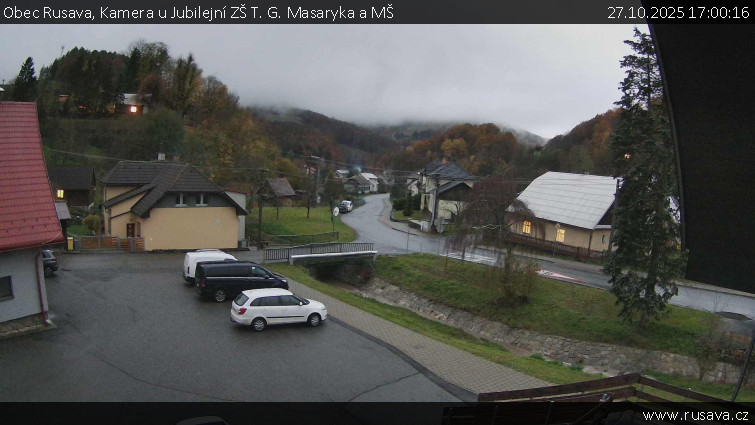 Obec Rusava - Kamera u Jubilejní ZŠ T. G. Masaryka a MŠ - 27.10.2025 v 17:00 Obec Rusava - Kamera u Jubilejní ZŠ T. G. Masaryka a MŠ - 27.10.2025 v 17:00