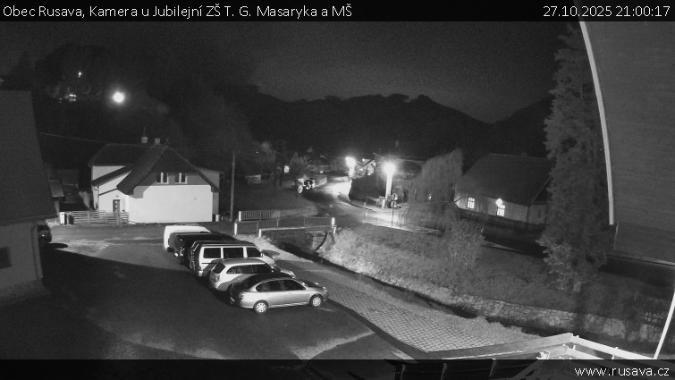 Obec Rusava - Kamera u Jubilejní ZŠ T. G. Masaryka a MŠ - 27.10.2025 v 21:00 Obec Rusava - Kamera u Jubilejní ZŠ T. G. Masaryka a MŠ - 27.10.2025 v 21:00
