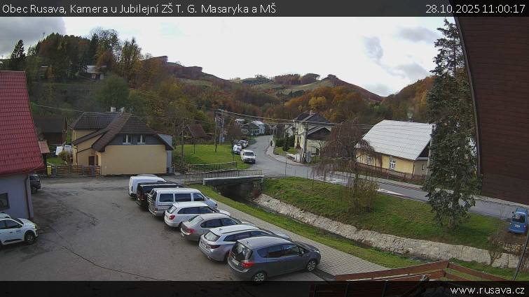 Obec Rusava - Kamera u Jubilejní ZŠ T. G. Masaryka a MŠ - 28.10.2025 v 11:00