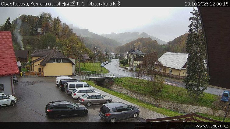 Obec Rusava - Kamera u Jubilejní ZŠ T. G. Masaryka a MŠ - 28.10.2025 v 12:00 Obec Rusava - Kamera u Jubilejní ZŠ T. G. Masaryka a MŠ - 28.10.2025 v 12:00