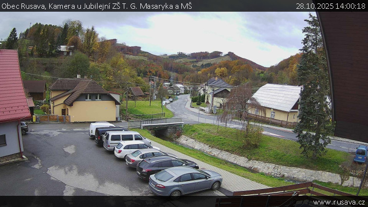 Obec Rusava - Kamera u Jubilejní ZŠ T. G. Masaryka a MŠ - 28.10.2025 v 14:00 Obec Rusava - Kamera u Jubilejní ZŠ T. G. Masaryka a MŠ - 28.10.2025 v 14:00