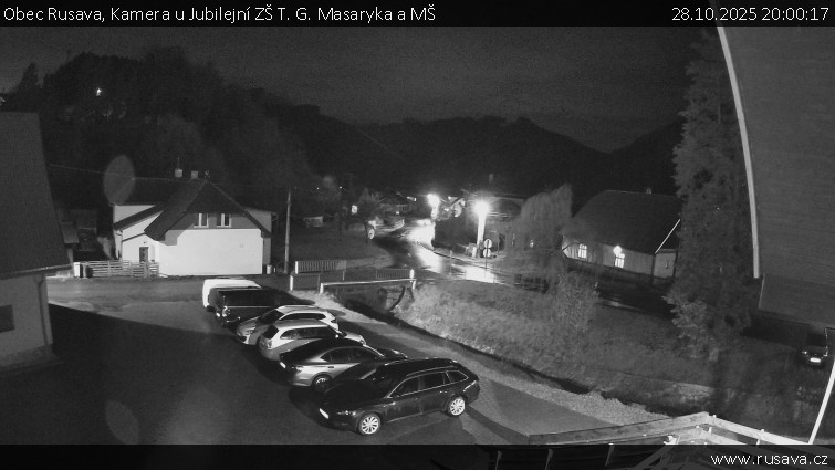 Obec Rusava - Kamera u Jubilejní ZŠ T. G. Masaryka a MŠ - 28.10.2025 v 20:00 Obec Rusava - Kamera u Jubilejní ZŠ T. G. Masaryka a MŠ - 28.10.2025 v 20:00