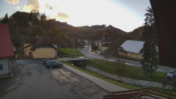 Kamera u Jubilejní ZŠ T. G. Masaryka a MŠ