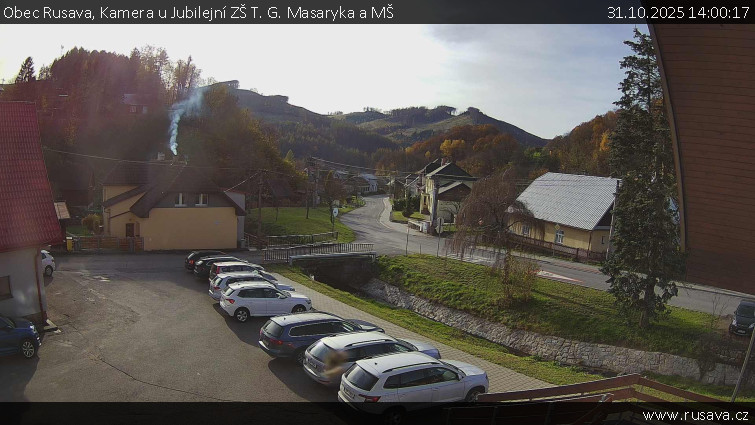 Obec Rusava - Kamera u Jubilejní ZŠ T. G. Masaryka a MŠ - 31.10.2025 v 14:00 Obec Rusava - Kamera u Jubilejní ZŠ T. G. Masaryka a MŠ - 31.10.2025 v 14:00