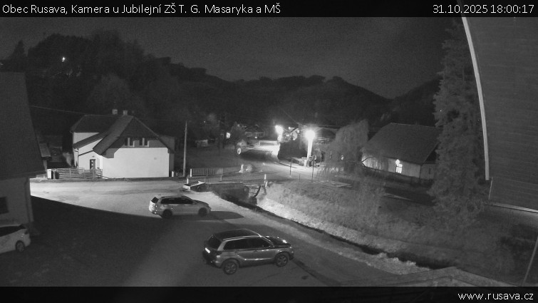 Obec Rusava - Kamera u Jubilejní ZŠ T. G. Masaryka a MŠ - 31.10.2025 v 18:00 Obec Rusava - Kamera u Jubilejní ZŠ T. G. Masaryka a MŠ - 31.10.2025 v 18:00