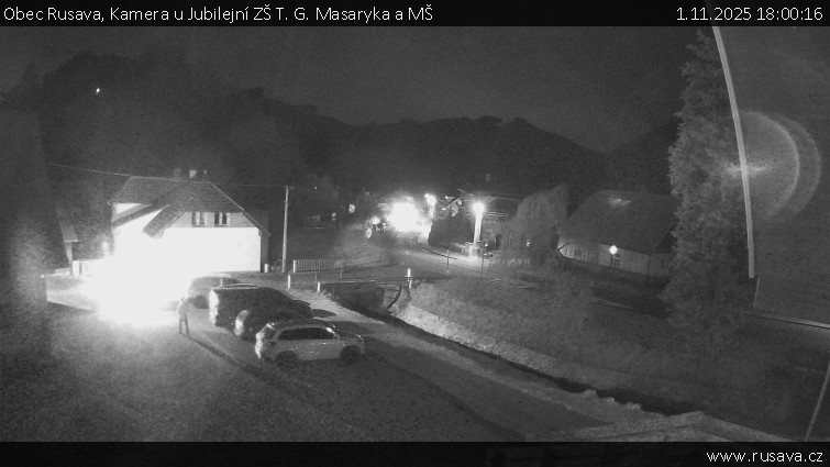 Obec Rusava - Kamera u Jubilejní ZŠ T. G. Masaryka a MŠ - 1.11.2025 v 18:00 Obec Rusava - Kamera u Jubilejní ZŠ T. G. Masaryka a MŠ - 1.11.2025 v 18:00