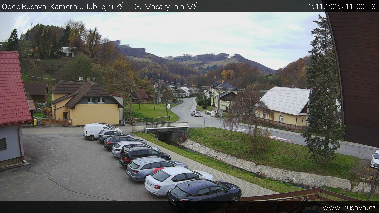 Obec Rusava - Kamera u Jubilejní ZŠ T. G. Masaryka a MŠ - 2.11.2025 v 11:00 Obec Rusava - Kamera u Jubilejní ZŠ T. G. Masaryka a MŠ - 2.11.2025 v 11:00