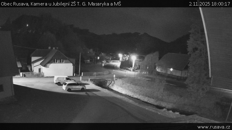 Obec Rusava - Kamera u Jubilejní ZŠ T. G. Masaryka a MŠ - 2.11.2025 v 18:00 Obec Rusava - Kamera u Jubilejní ZŠ T. G. Masaryka a MŠ - 2.11.2025 v 18:00