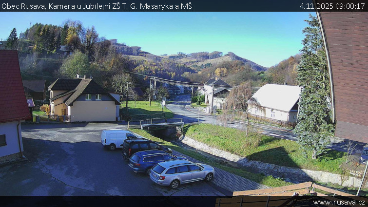 Obec Rusava - Kamera u Jubilejní ZŠ T. G. Masaryka a MŠ - 4.11.2025 v 09:00