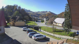 Obec Rusava - Kamera u Jubilejní ZŠ T. G. Masaryka a MŠ - 4.11.2025 v 12:00 Obec Rusava - Kamera u Jubilejní ZŠ T. G. Masaryka a MŠ - 4.11.2025 v 12:00