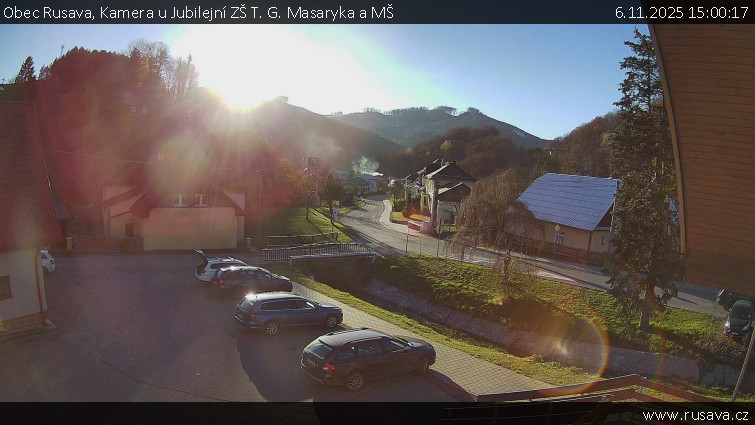 Obec Rusava - Kamera u Jubilejní ZŠ T. G. Masaryka a MŠ - 6.11.2025 v 15:00