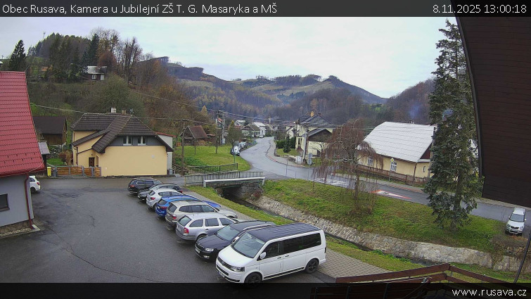 Obec Rusava - Kamera u Jubilejní ZŠ T. G. Masaryka a MŠ - 8.11.2025 v 13:00