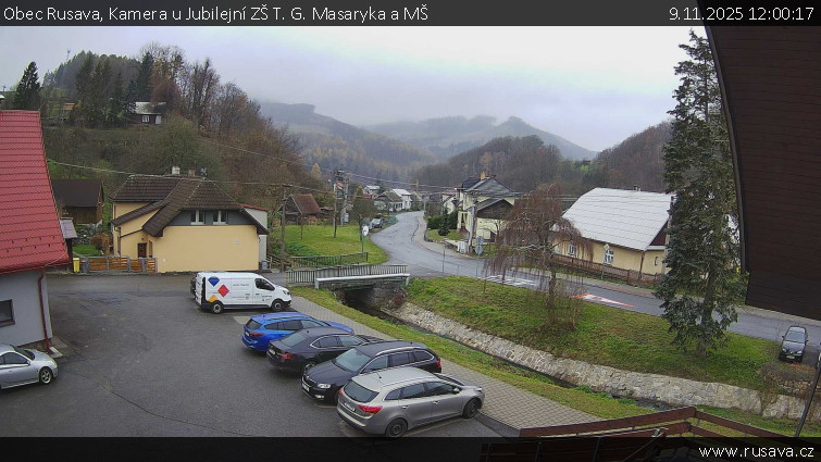 Obec Rusava - Kamera u Jubilejní ZŠ T. G. Masaryka a MŠ - 9.11.2025 v 12:00