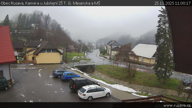 Obec Rusava - Kamera u Jubilejní ZŠ T. G. Masaryka a MŠ - 25.11.2025 v 11:00