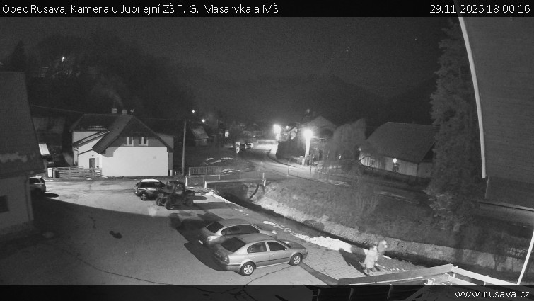 Obec Rusava - Kamera u Jubilejní ZŠ T. G. Masaryka a MŠ - 29.11.2025 v 18:00