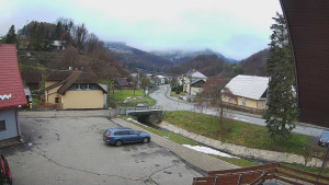 Obec Rusava - Kamera u Jubilejní ZŠ T. G. Masaryka a MŠ - 2.12.2025 v 08:00