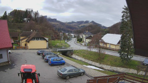 Obec Rusava - Kamera u Jubilejní ZŠ T. G. Masaryka a MŠ - 3.12.2025 v 10:00 Obec Rusava - Kamera u Jubilejní ZŠ T. G. Masaryka a MŠ - 3.12.2025 v 10:00