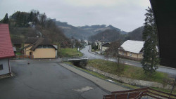 Kamera u Jubilejní ZŠ T. G. Masaryka a MŠ