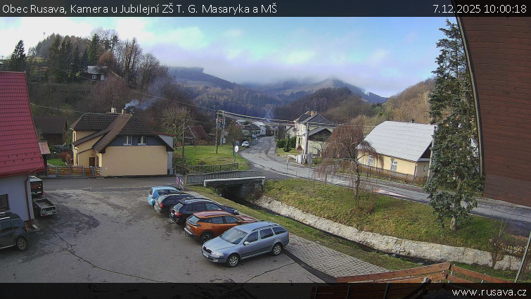 Obec Rusava - Kamera u Jubilejní ZŠ T. G. Masaryka a MŠ - 7.12.2025 v 10:00