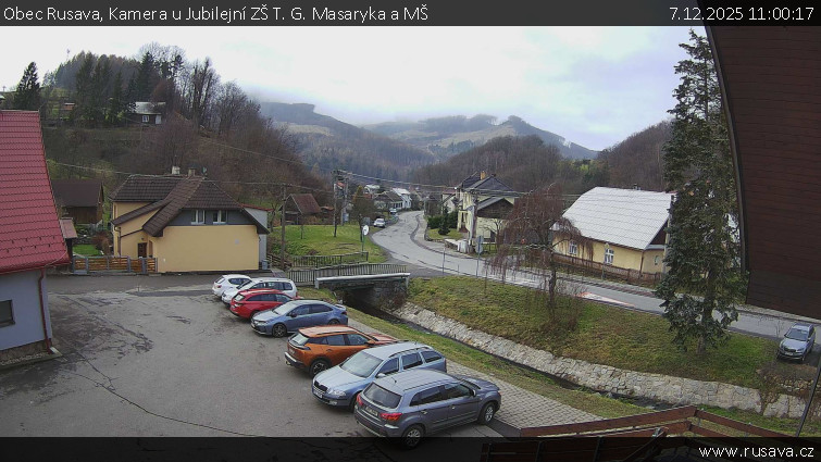 Obec Rusava - Kamera u Jubilejní ZŠ T. G. Masaryka a MŠ - 7.12.2025 v 11:00