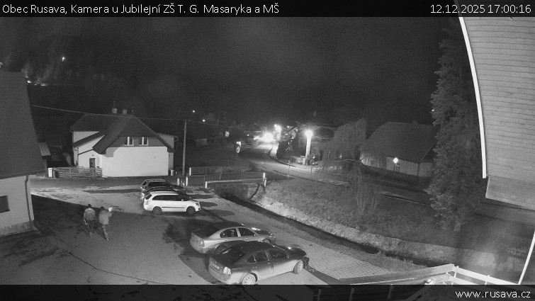Obec Rusava - Kamera u Jubilejní ZŠ T. G. Masaryka a MŠ - 12.12.2025 v 17:00