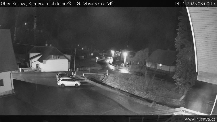 Obec Rusava - Kamera u Jubilejní ZŠ T. G. Masaryka a MŠ - 14.12.2025 v 03:00