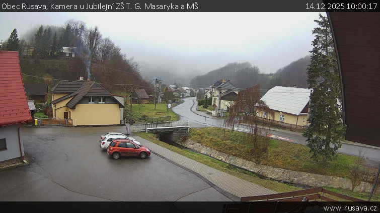 Obec Rusava - Kamera u Jubilejní ZŠ T. G. Masaryka a MŠ - 14.12.2025 v 10:00