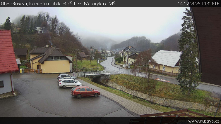 Obec Rusava - Kamera u Jubilejní ZŠ T. G. Masaryka a MŠ - 14.12.2025 v 11:00