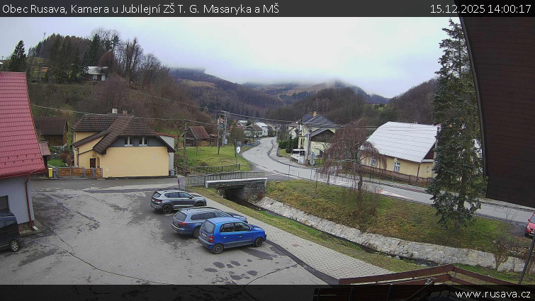 Obec Rusava - Kamera u Jubilejní ZŠ T. G. Masaryka a MŠ - 15.12.2025 v 14:00