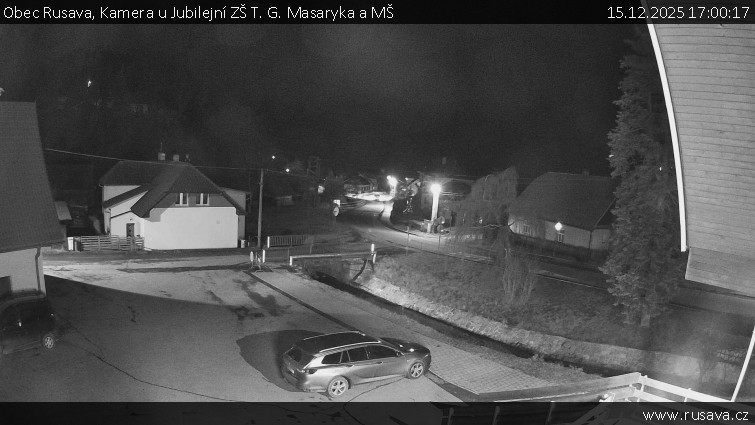 Obec Rusava - Kamera u Jubilejní ZŠ T. G. Masaryka a MŠ - 15.12.2025 v 17:00