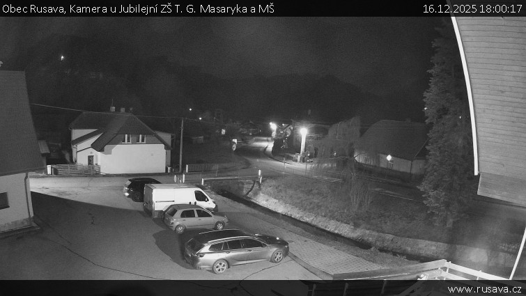 Obec Rusava - Kamera u Jubilejní ZŠ T. G. Masaryka a MŠ - 16.12.2025 v 18:00