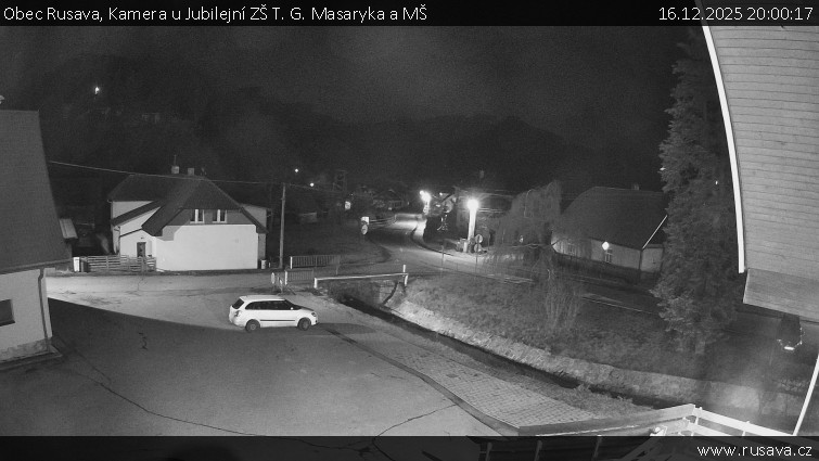 Obec Rusava - Kamera u Jubilejní ZŠ T. G. Masaryka a MŠ - 16.12.2025 v 20:00