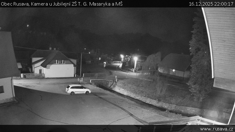 Obec Rusava - Kamera u Jubilejní ZŠ T. G. Masaryka a MŠ - 16.12.2025 v 22:00