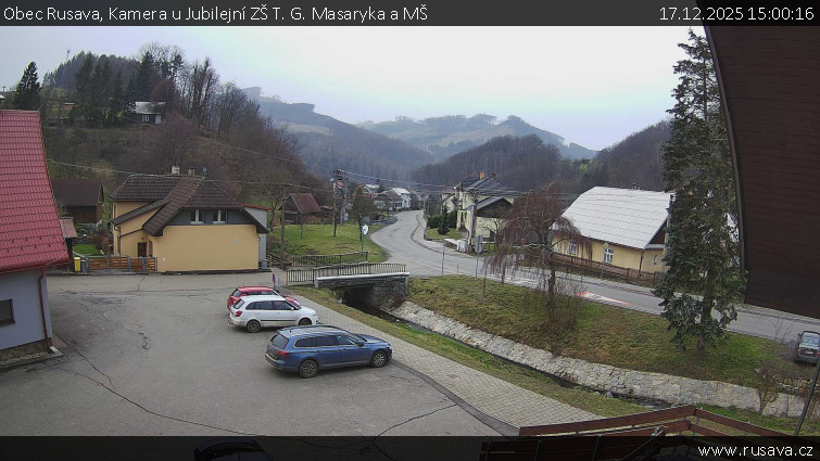 Obec Rusava - Kamera u Jubilejní ZŠ T. G. Masaryka a MŠ - 17.12.2025 v 15:00