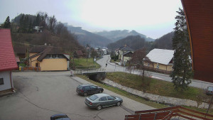 Obec Rusava - Kamera u Jubilejní ZŠ T. G. Masaryka a MŠ - 17.12.2025 v 16:00